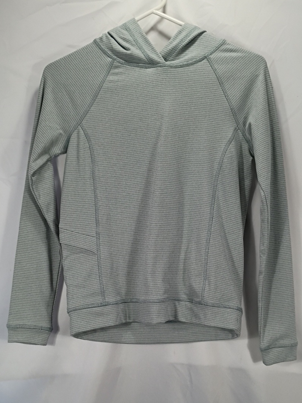 EUC Avalanche Light Green Striped Hoodie Soft Feel Women's Size XS Winter